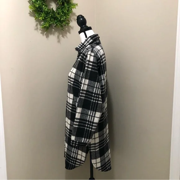 ADORA Shacket … - Picture 3 of 6